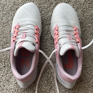 Nike Air Zoom Pegasus 38 Running shoes